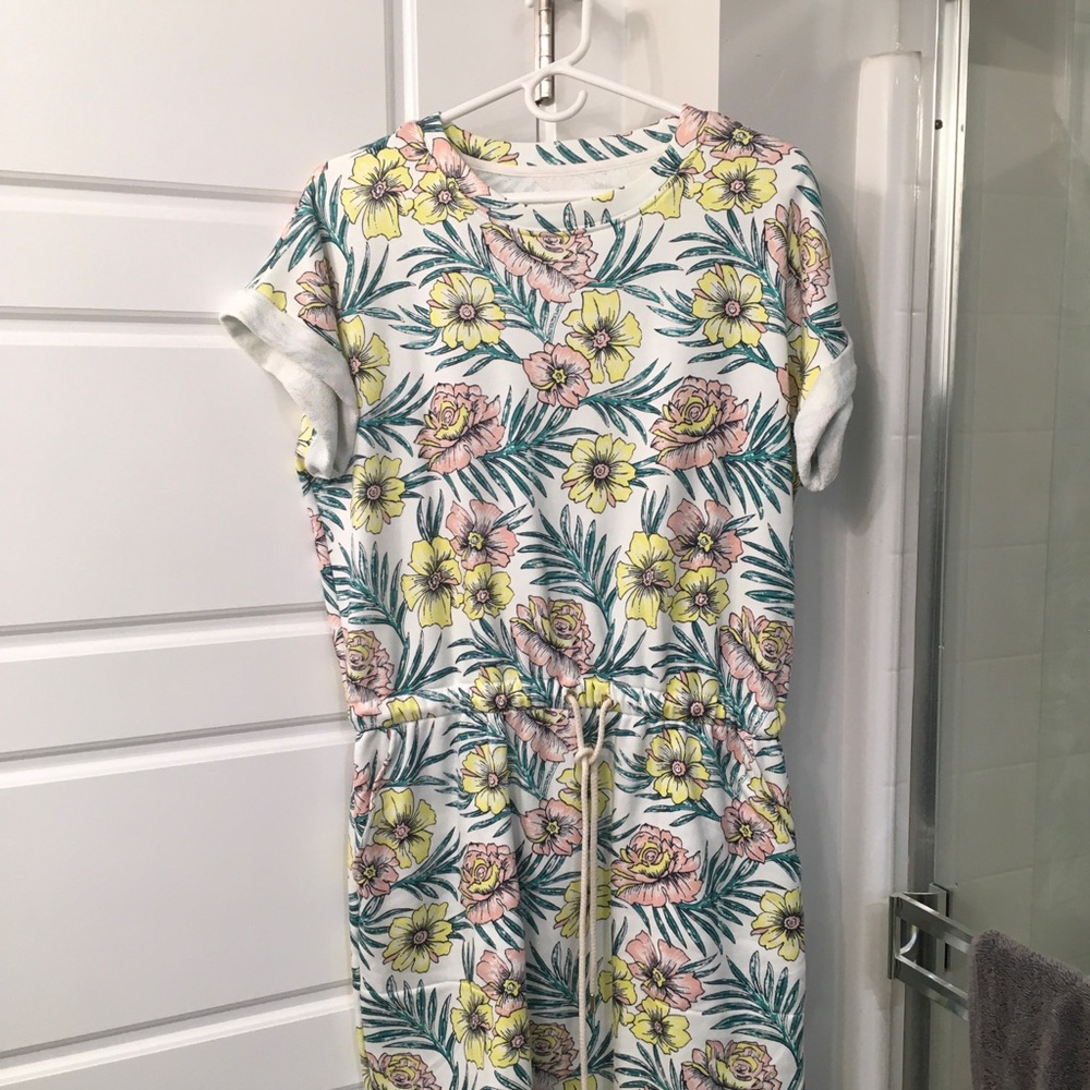 Lou & Grey Floral Print Top with Drawstring